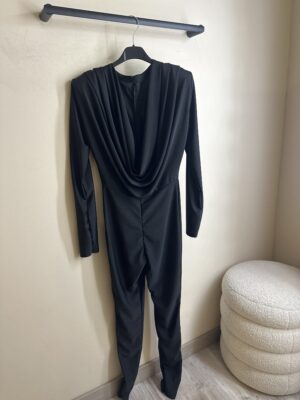 Alternative view of Mono Escote Pronunciado