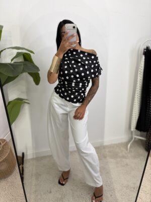Camiseta Frunce Lunares Negro y Blanco