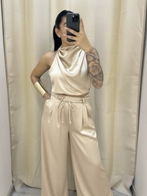 Conjunto Satinado Asimétrico Champagne