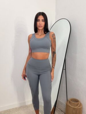 Conjunto Yoga Flow Gris Oscuro