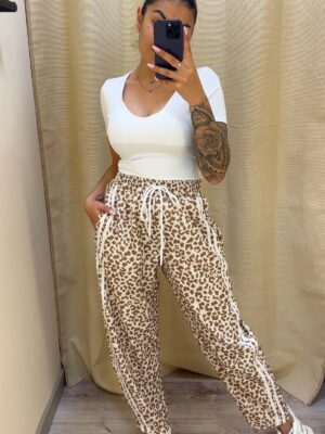 Pantalón Chándal Ballons Leopardo Vainilla y Camel
