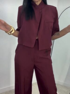 Conjunto Cuello Botón Burdeos