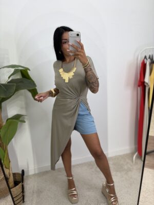 Camiseta Asimétrica Nudo Taupe