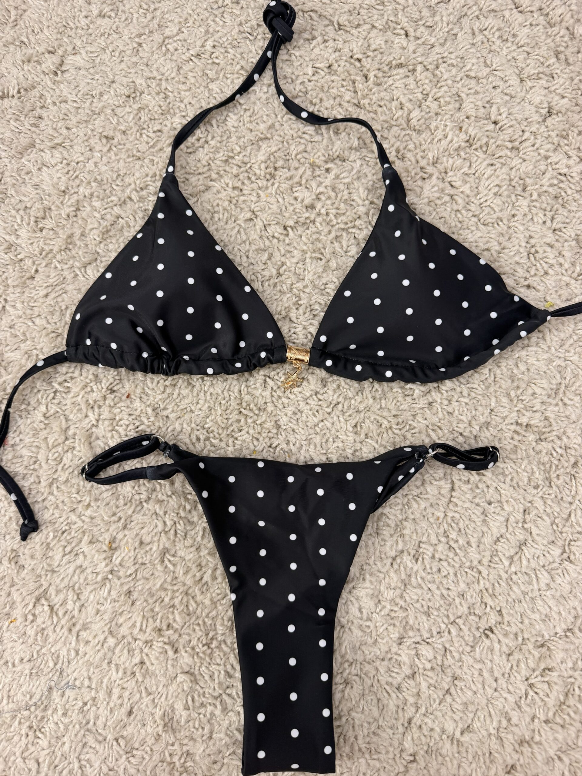 Bikini Lola